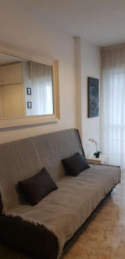 Iris Benalmadena Apartment ภายนอก รูปภาพ