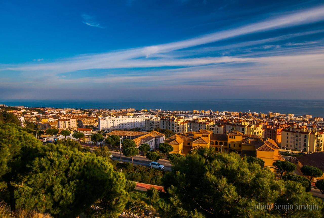 Iris Benalmadena Apartment ภายนอก รูปภาพ