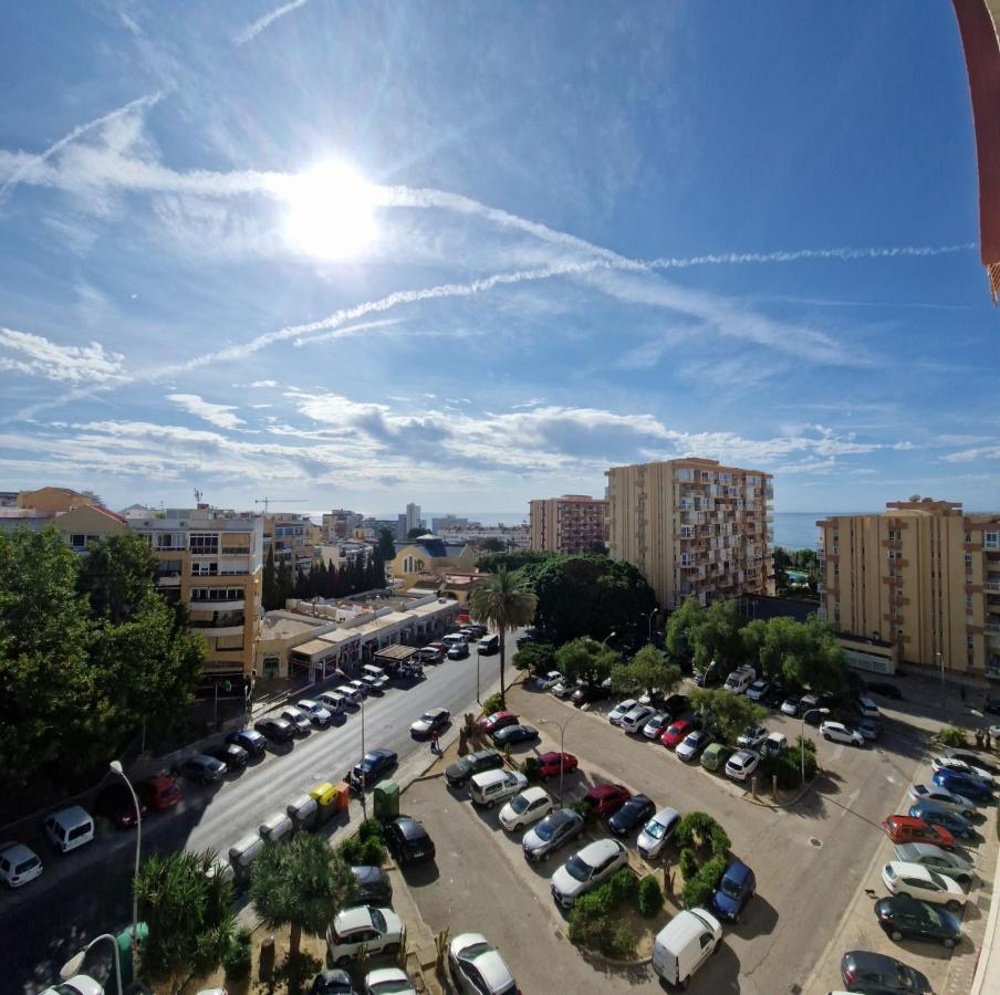 Iris Benalmadena Apartment ภายนอก รูปภาพ