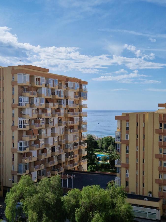 Iris Benalmadena Apartment ภายนอก รูปภาพ